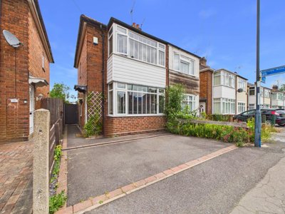 Property on The Crescent, DE21 6QD