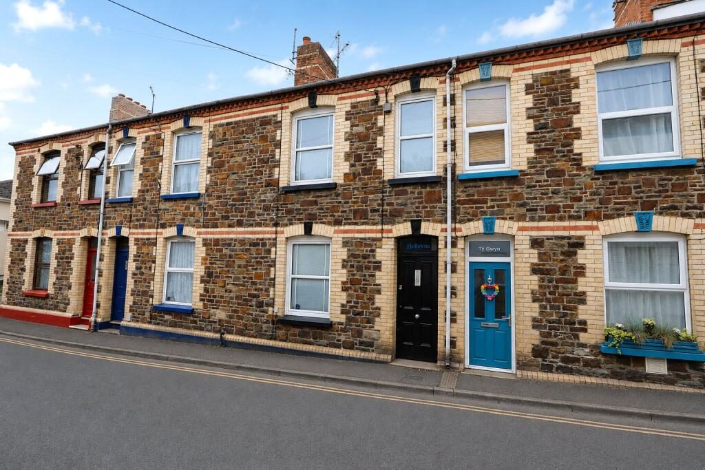 Property main image