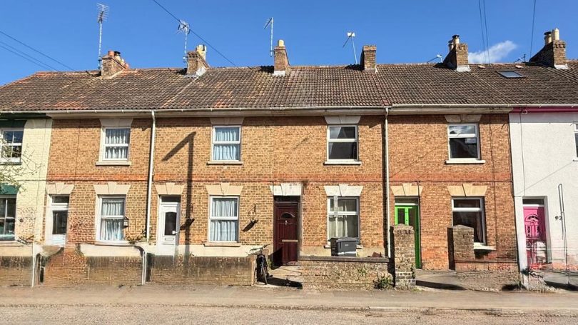 Terraced House