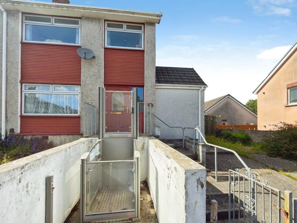 Property main image