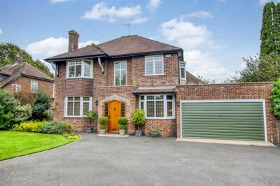 Property on Lees Lane, DL7 8DA