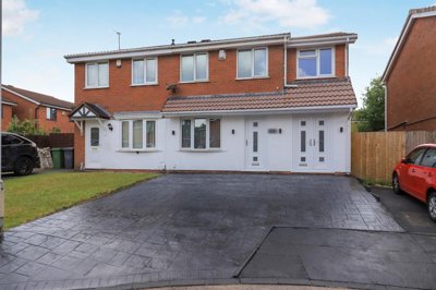 Property on Sheaves Close, WV14 9YG