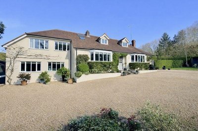 Property on Harvest Hill, SL8 5JJ