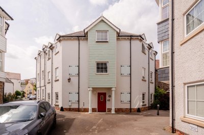 Property on Eastcliff, BS20 7AG