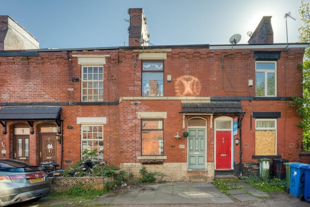 Property main image