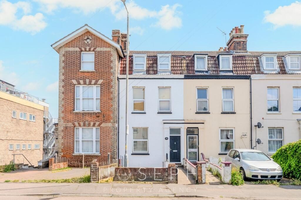 Property main image
