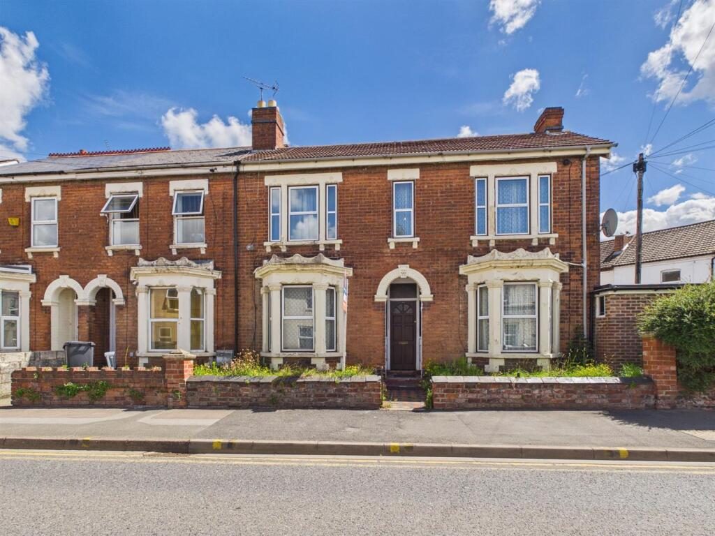 Property main image