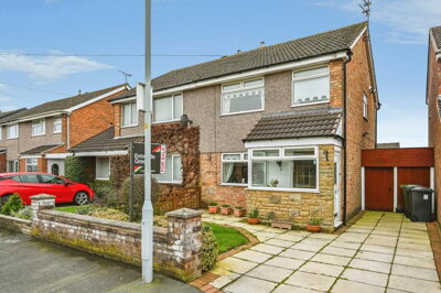 Property on Blackhurst Road, L31 4JW