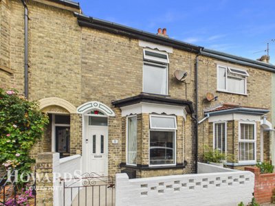 Property on Beaconsfield Road, NR33 0RJ