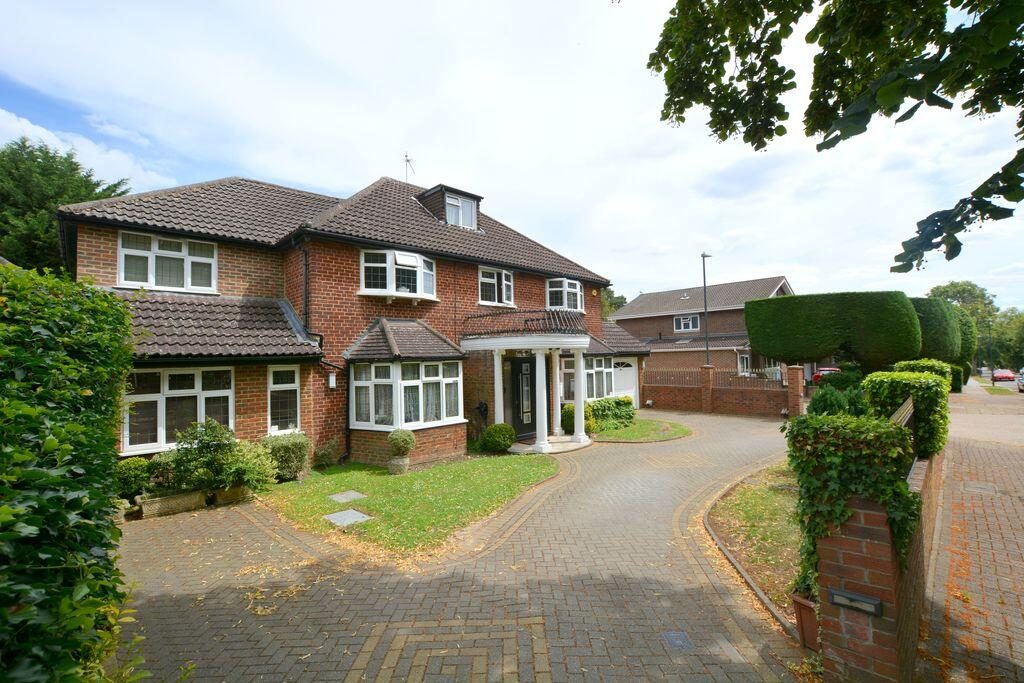 Property main image