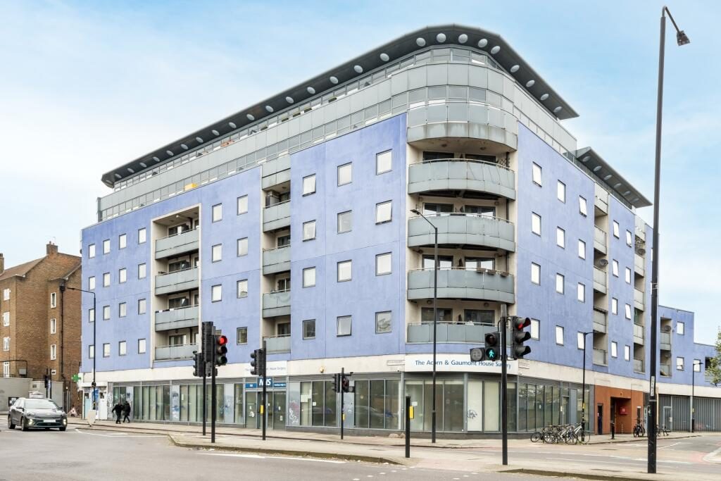 Property main image