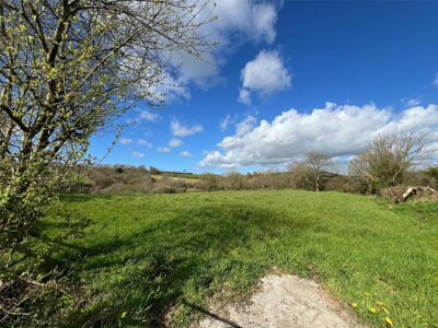 Property on SA62 6NL