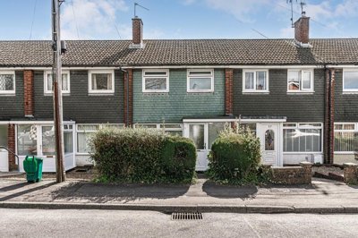 Property on Ffordd Gerdinan, CF38 1ES