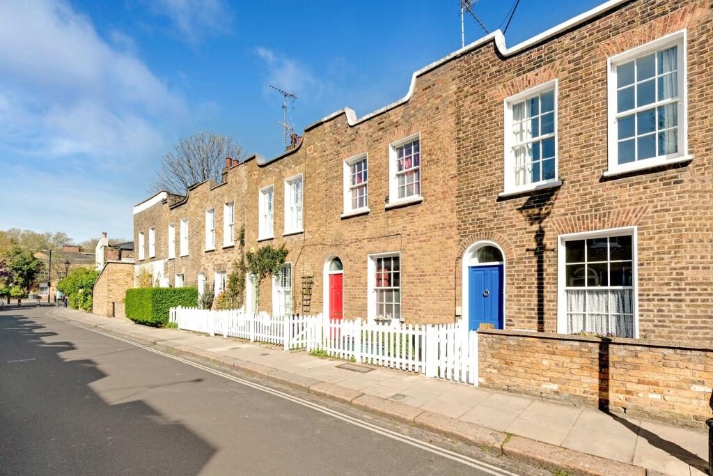 Terraced House