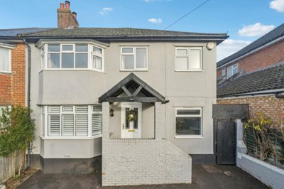 Property on Chequers Hill, HP7 9DQ