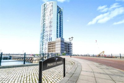 Property on Princes Parade, L3 1BJ