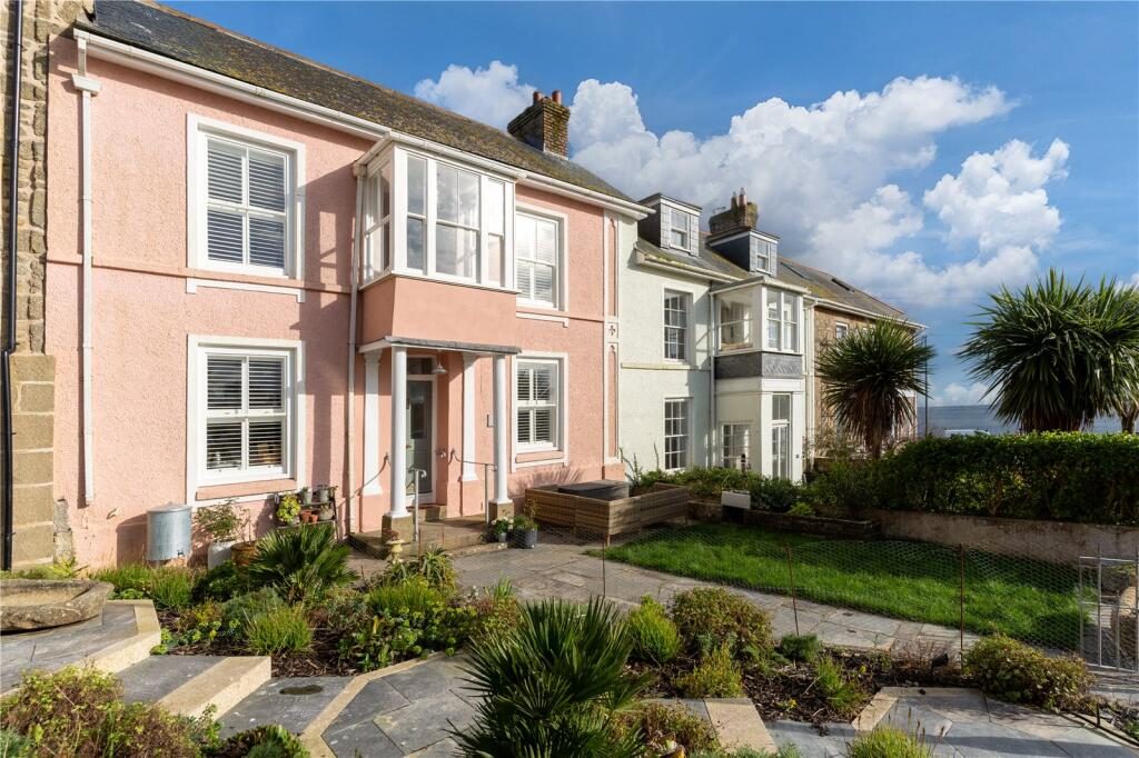 Terraced House