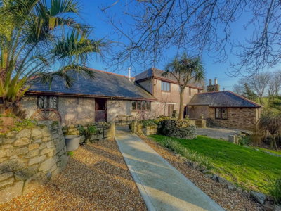 Property on PL14 3RG