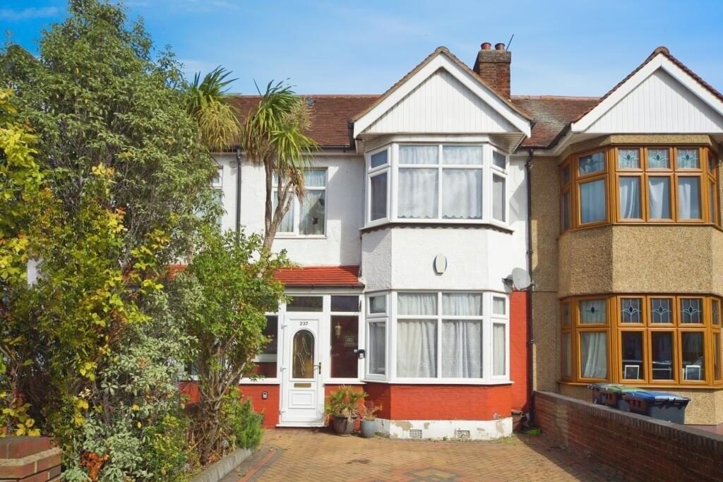 Terraced House
