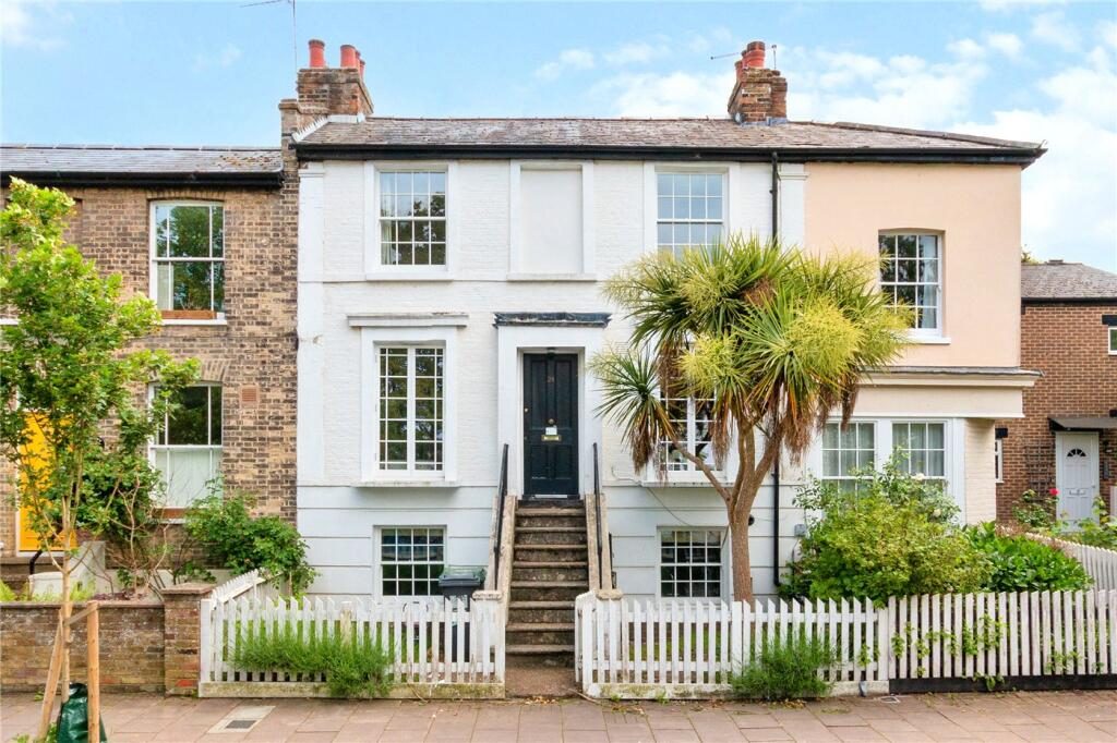 Property main image