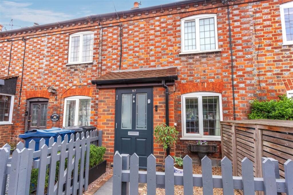 Terraced House
