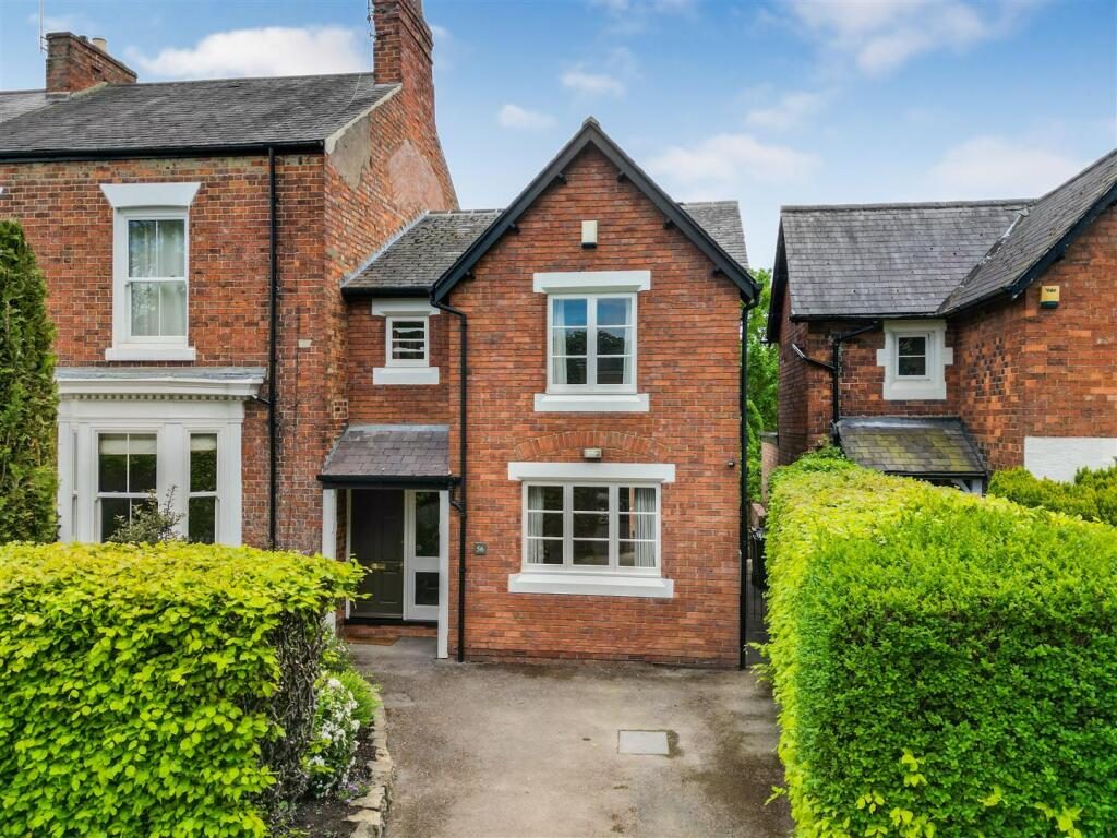Terraced House