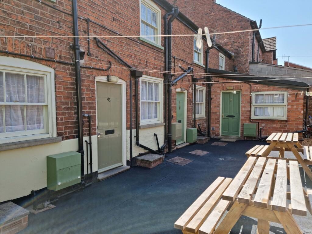 Terraced House