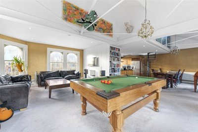 Maisonette
