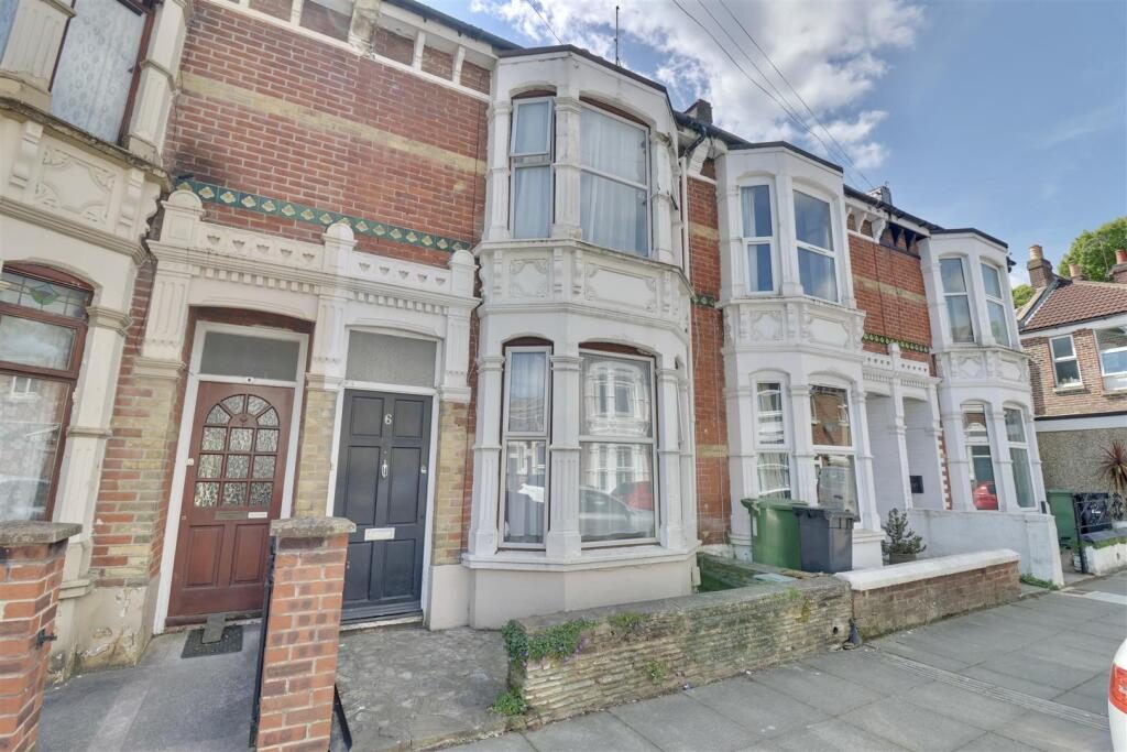 Terraced House