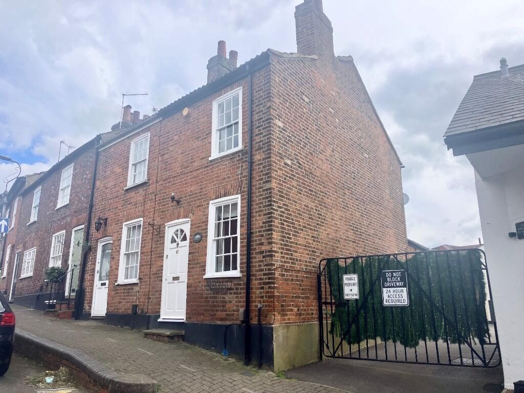 Terraced House