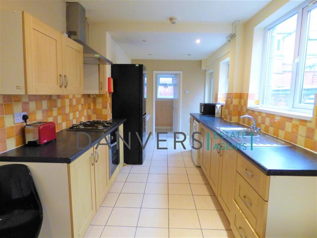Terraced House