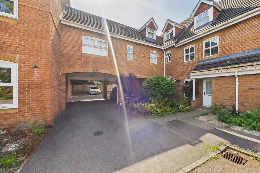Property main image