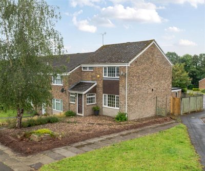 Property on Hatchetts Drive, GU27 1LZ