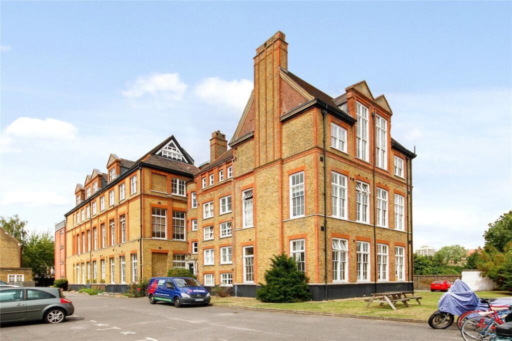 Property main image