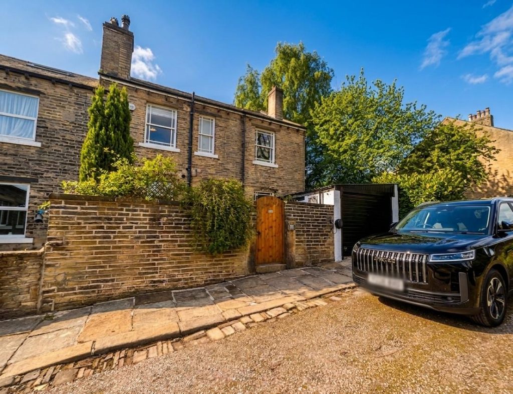 Terraced House