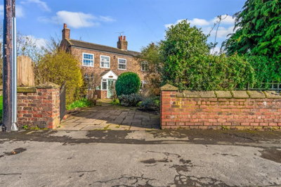 Property on Hurworth Road, DL2 2DG