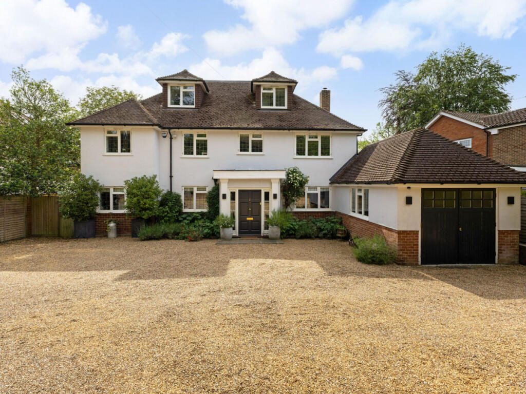 Property main image