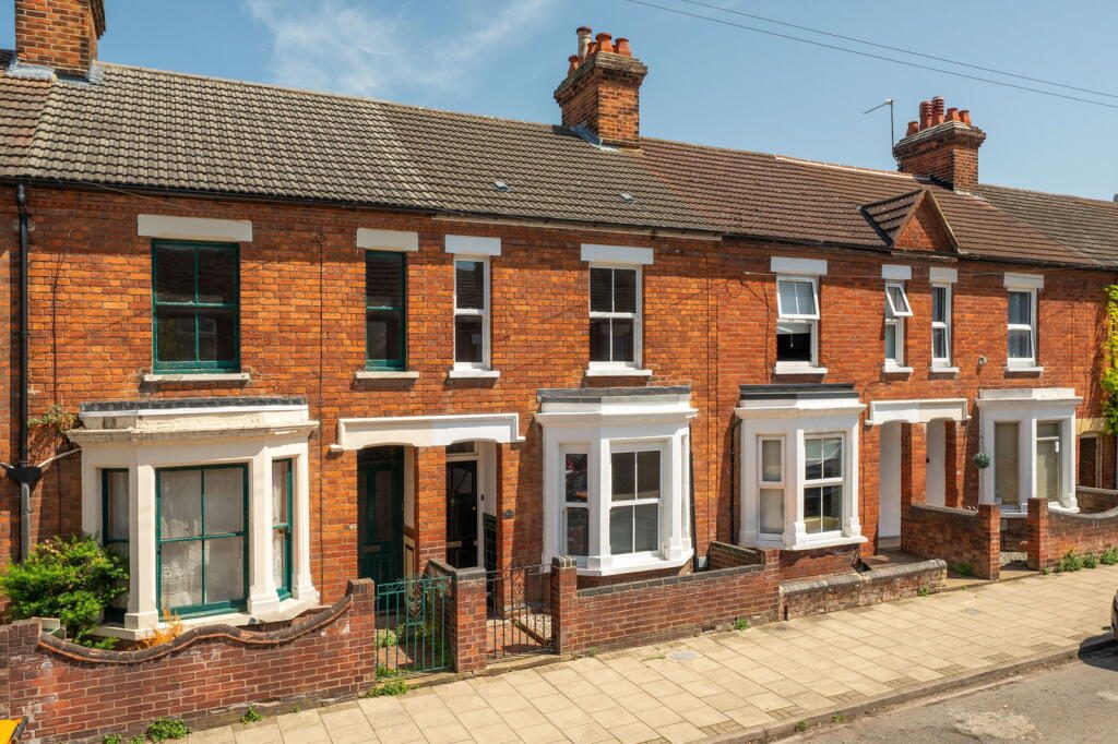 Property main image