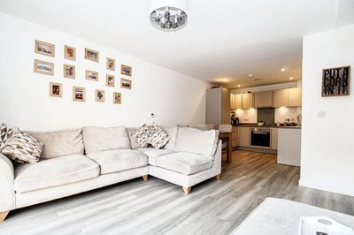 Property on NG1 1JN