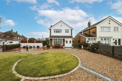 Property on School Lane, L39 7JG