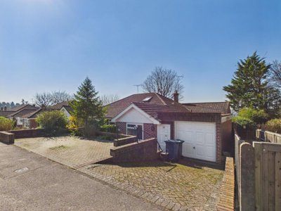 Property on Nalders Road, HP5 3DF