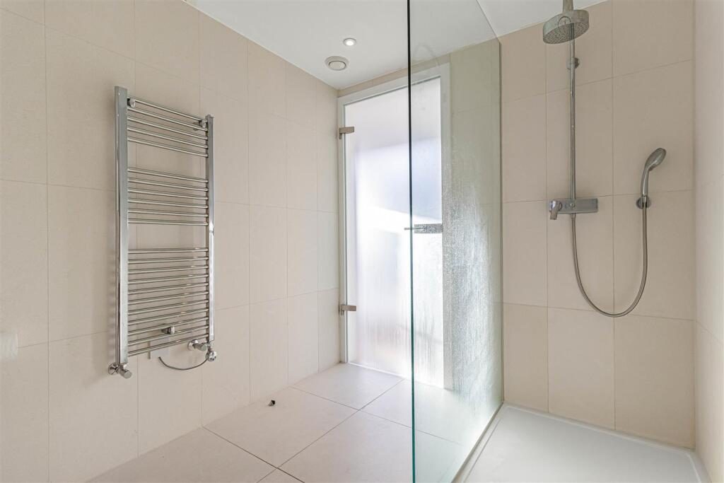 Thumbnail 15