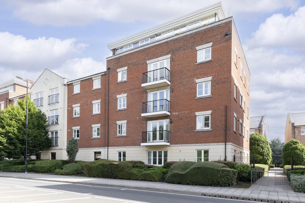 Property main image