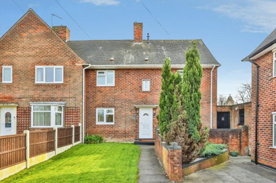 Property on Plumptre Close, NG16 3LN