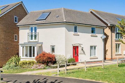 Property on Carey Close, CB7 4QX