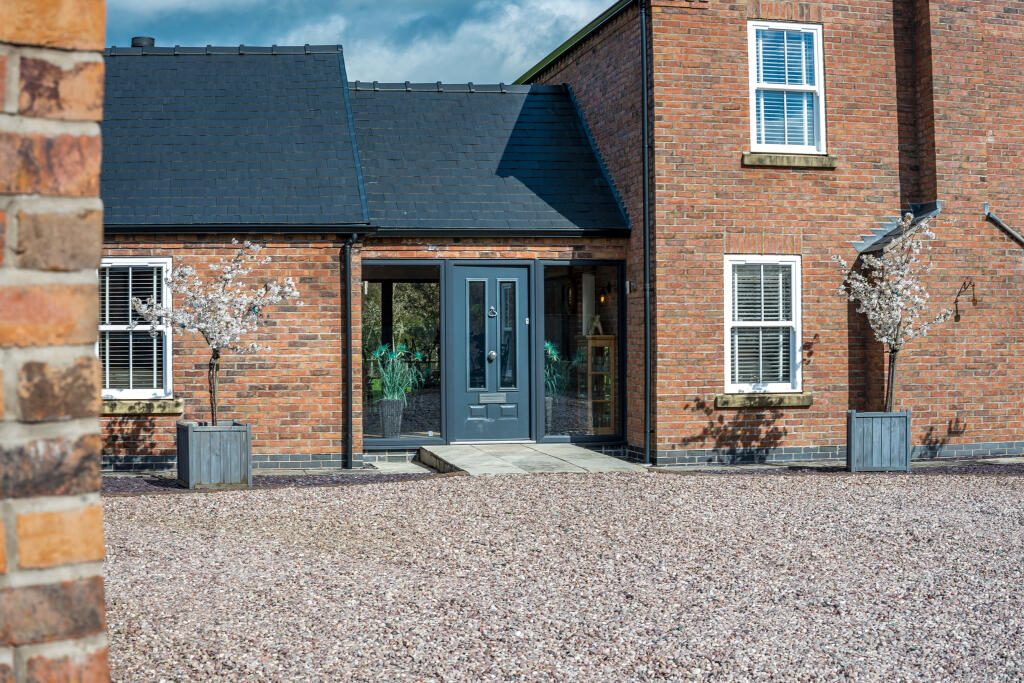 Thumbnail 33