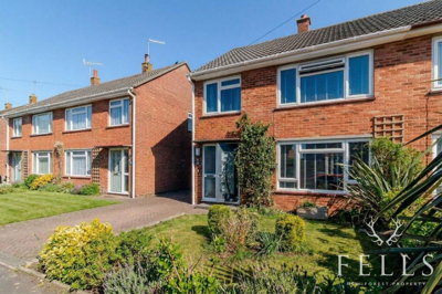 Property on Poplar Crescent, BH24 1XA