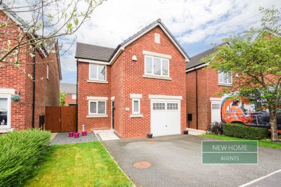 Property on Beckfield Close, WN7 3RA