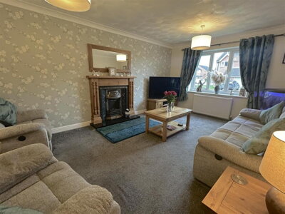 Property on Craigs Way, YO7 1UD