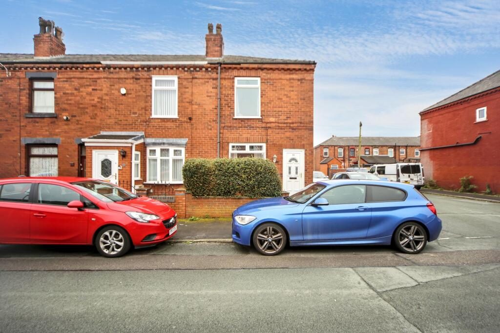 Terraced House